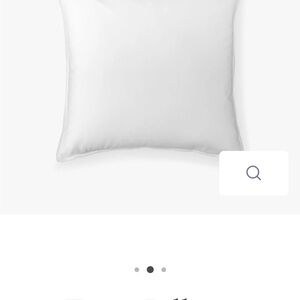 Luxurious White Bedding Pillow